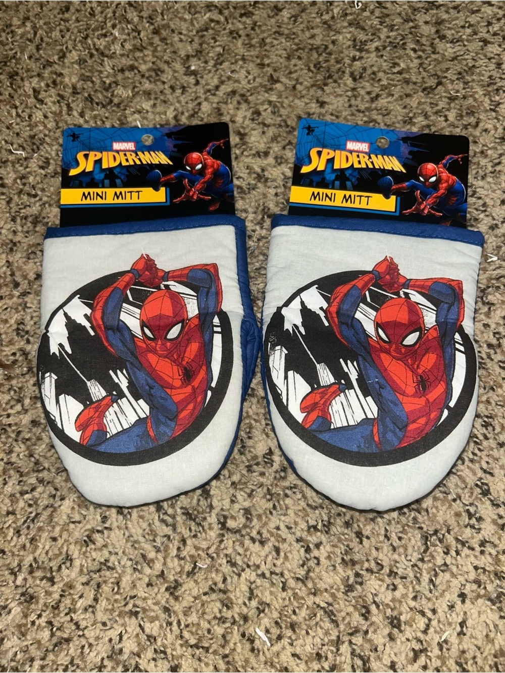 Marvel Spider-Man Oven Mitts